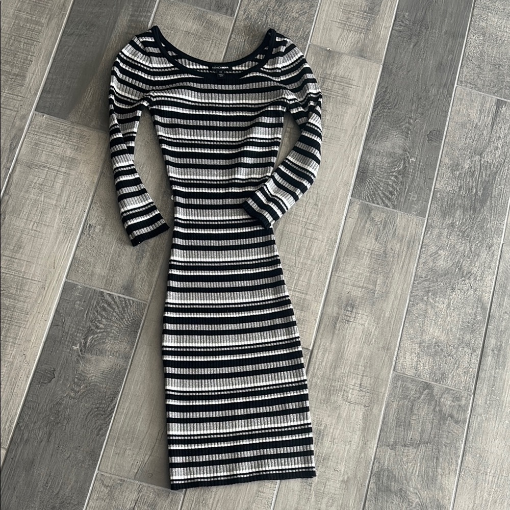 Fashion Nova Striped Black and White Women's Dress